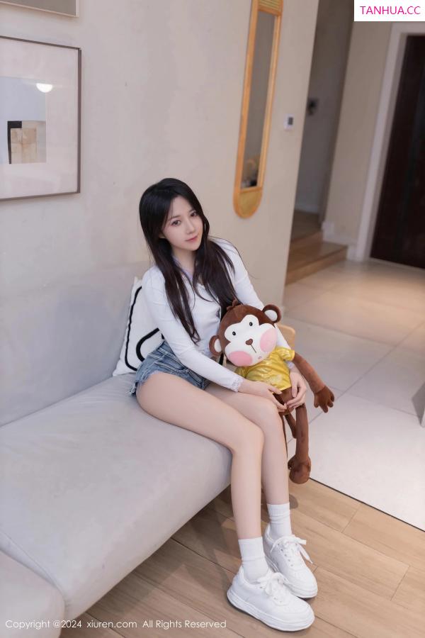 [XiuRen]高清写真图 2024.05.31 No.8639 鱼子酱Fish 美腿性感